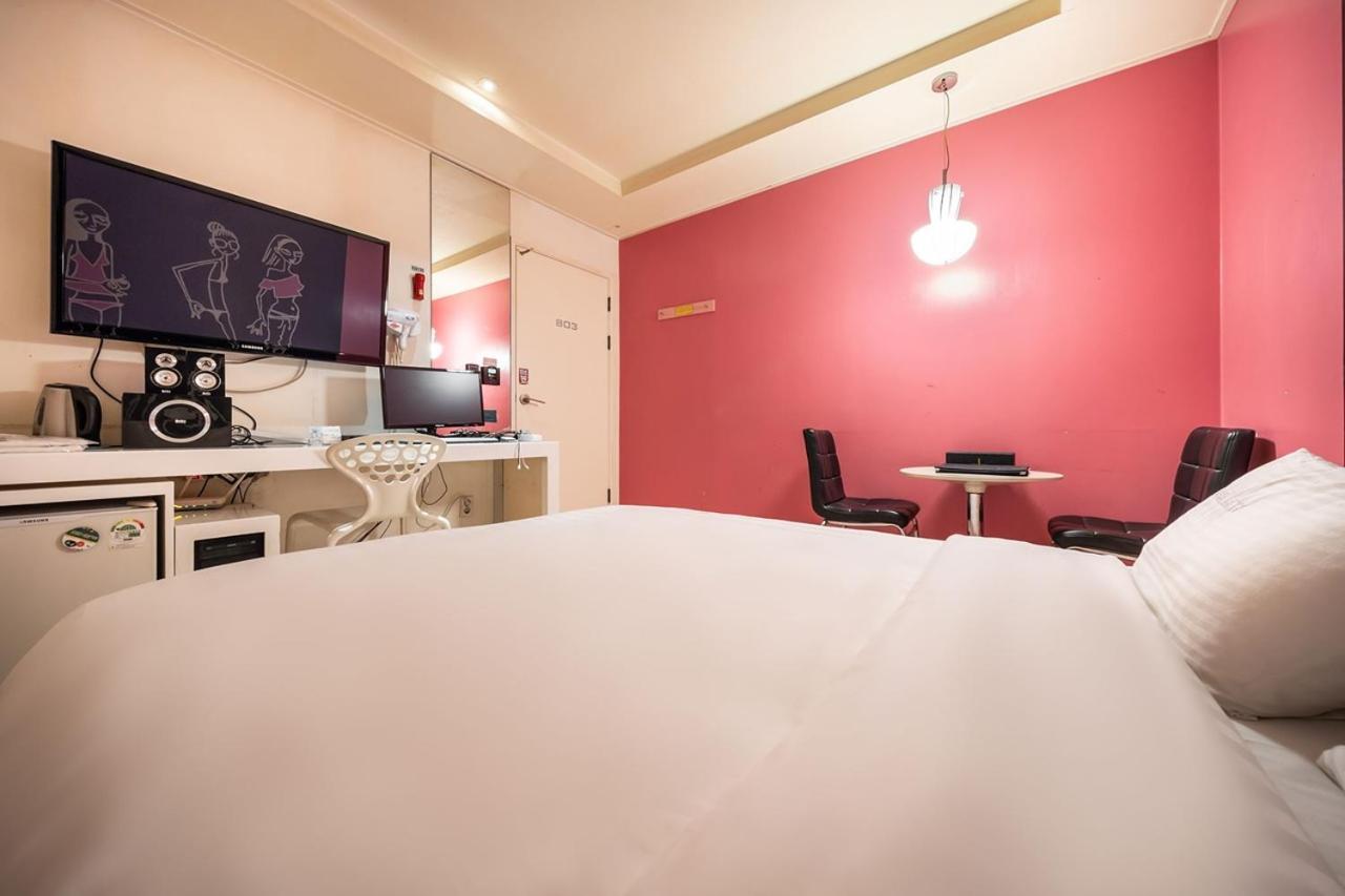 Guri Lexy Hotel Exterior photo